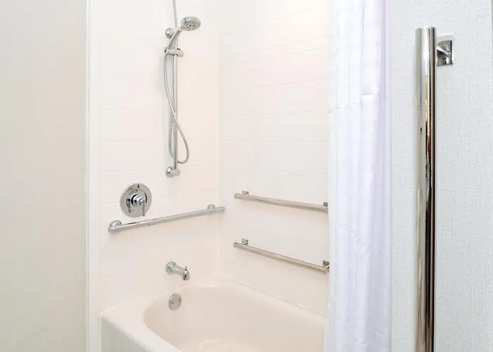 Candlewood - Southwest By Ihg Hotel 3*