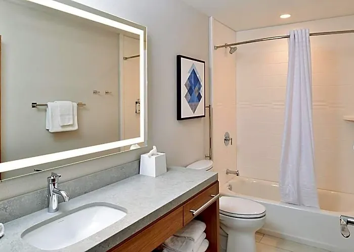 Candlewood - Southwest By Ihg Hotel 3*
